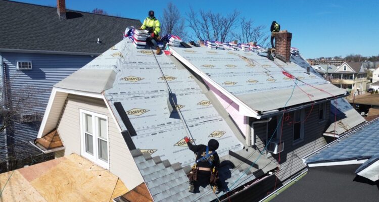 Top 5 Signs Your Roof Needs Immediate Repair – Don’t Wait Until It’s Too Late!